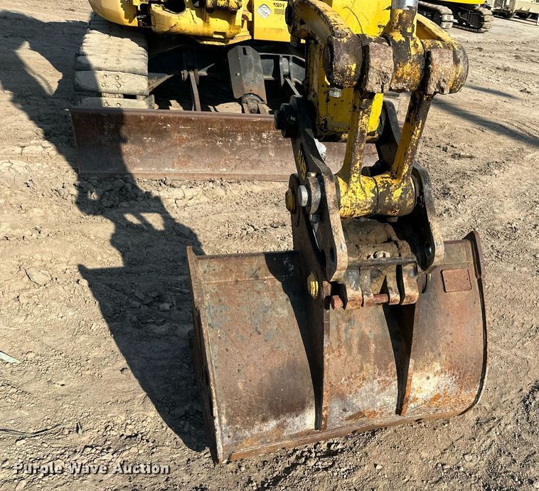 image for item DS2253 2006 Komatsu PC78MR-6  excavator