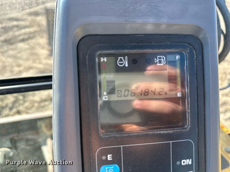 image for item DS2253 2006 Komatsu PC78MR-6  excavator