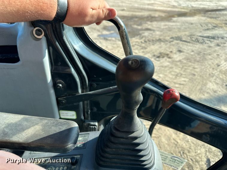 image for item DS2253 2006 Komatsu PC78MR-6  excavator