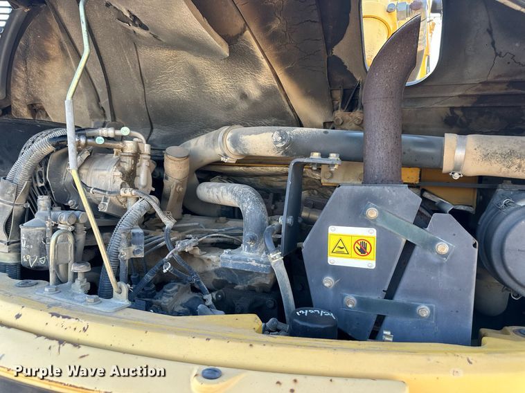 image for item DS2253 2006 Komatsu PC78MR-6  excavator