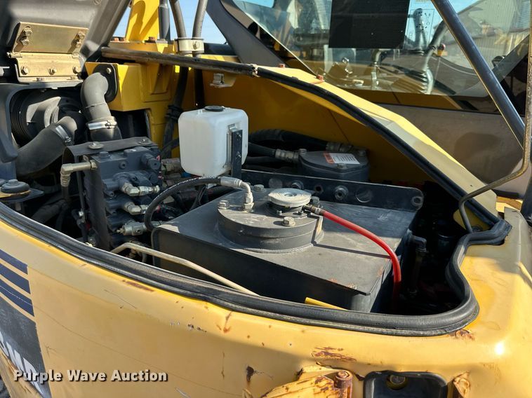 image for item DS2253 2006 Komatsu PC78MR-6  excavator