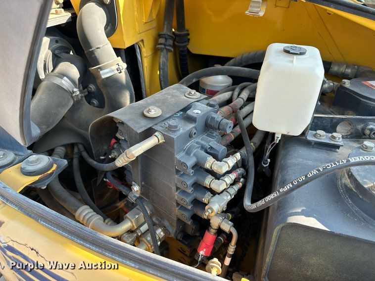 image for item DS2253 2006 Komatsu PC78MR-6  excavator