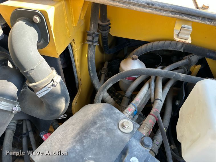image for item DS2253 2006 Komatsu PC78MR-6  excavator