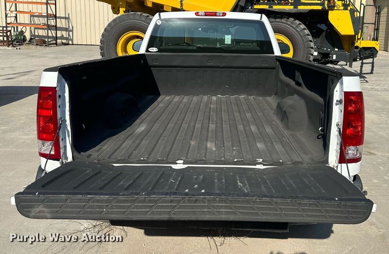 image for item DS2254 2008 GMC Sierra 1500  pickup truck