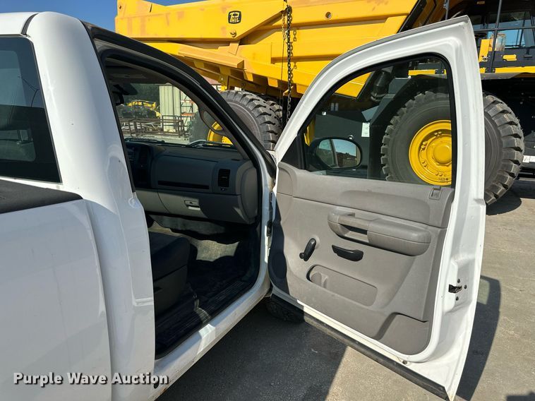 image for item DS2254 2008 GMC Sierra 1500  pickup truck