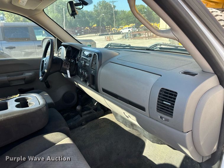 image for item DS2254 2008 GMC Sierra 1500  pickup truck