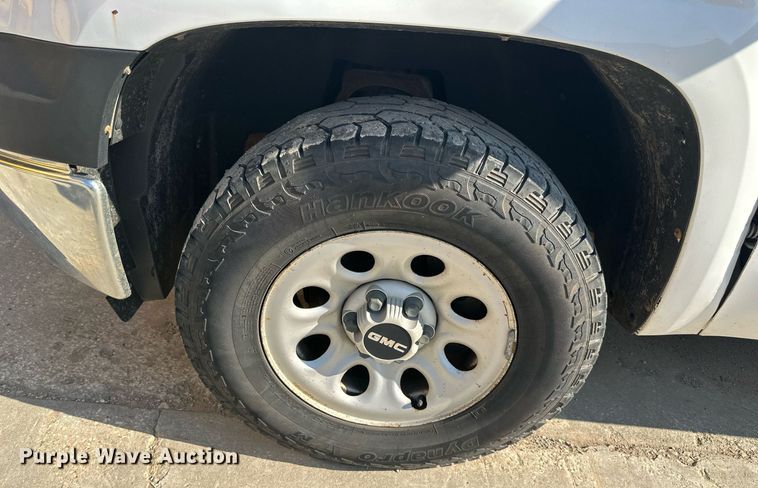 image for item DS2254 2008 GMC Sierra 1500  pickup truck