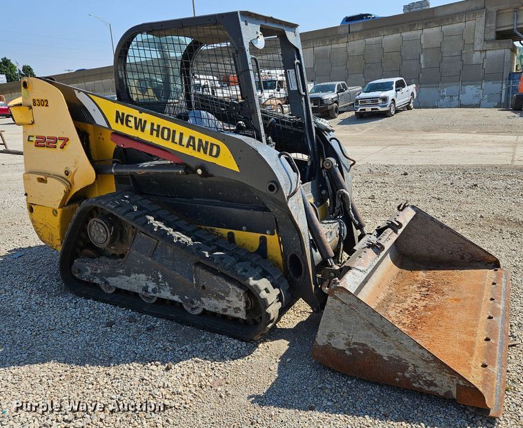 image for item DS2255 2011 New Holland C227  skid steer loader