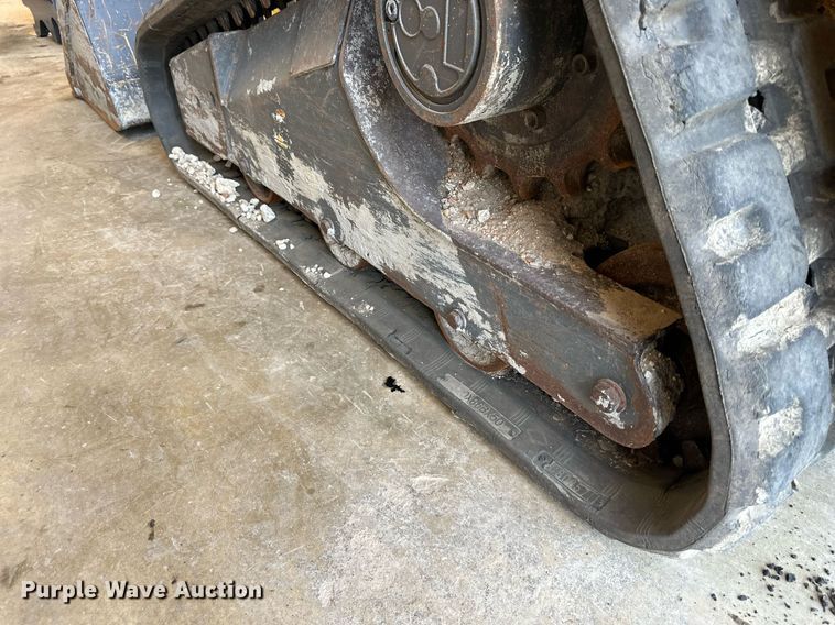 image for item DS2255 2011 New Holland C227  skid steer loader