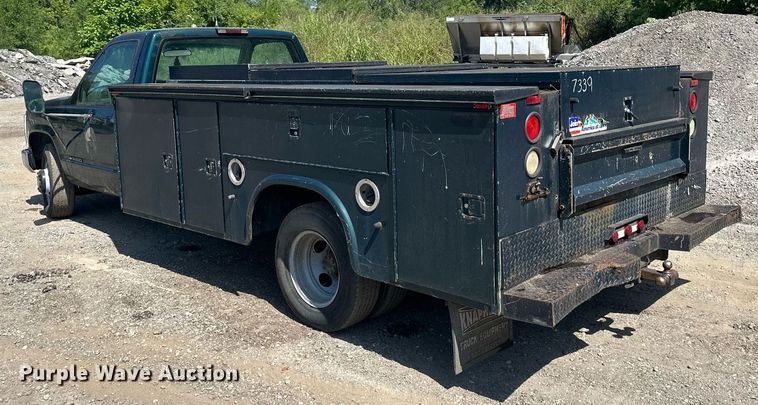 image for item DS2257 2000 Chevrolet C3500  utility bed pickup truck