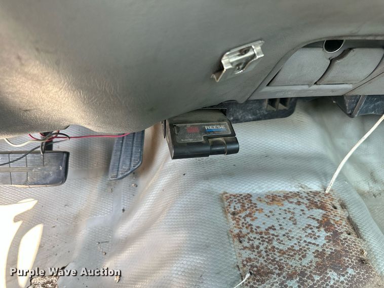 image for item DS2257 2000 Chevrolet C3500  utility bed pickup truck