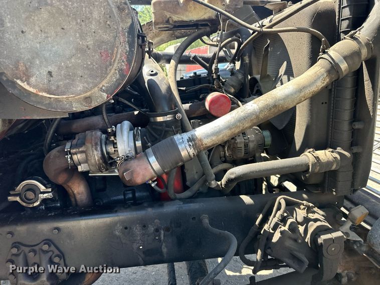 image for item DS2259 1993 Ford LT8000  dump truck