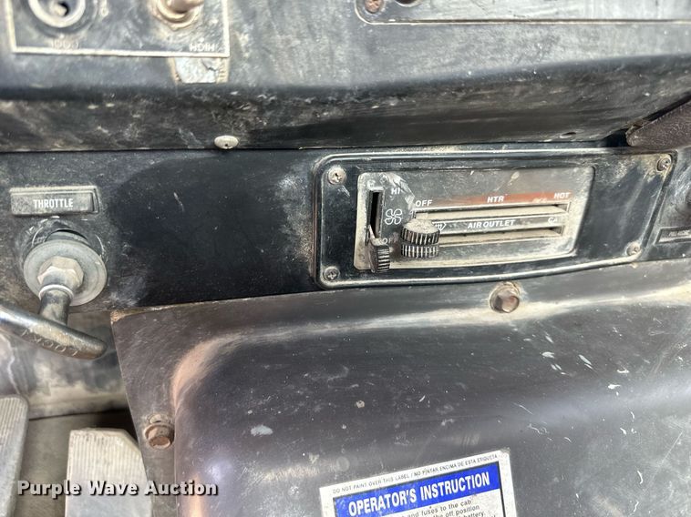 image for item DS2260 1994 International F5070  ready mix truck