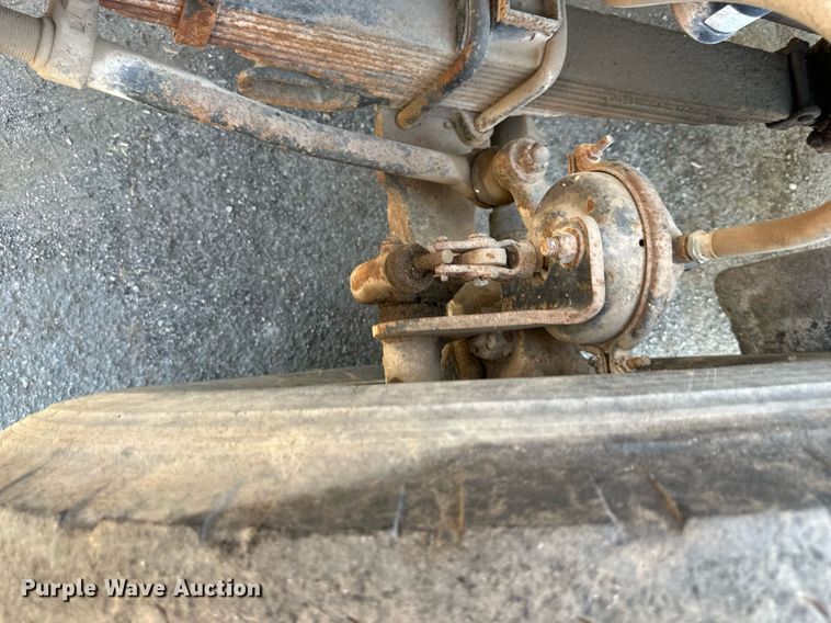 image for item DS2260 1994 International F5070  ready mix truck