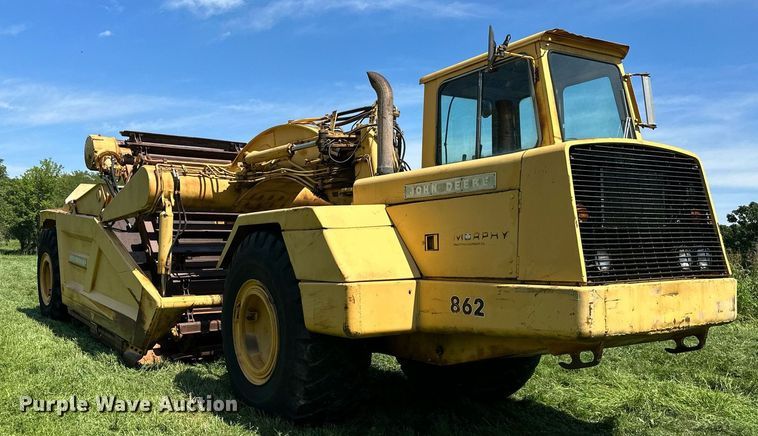 image for item DS2265 1980 John Deere 862  elevating scraper