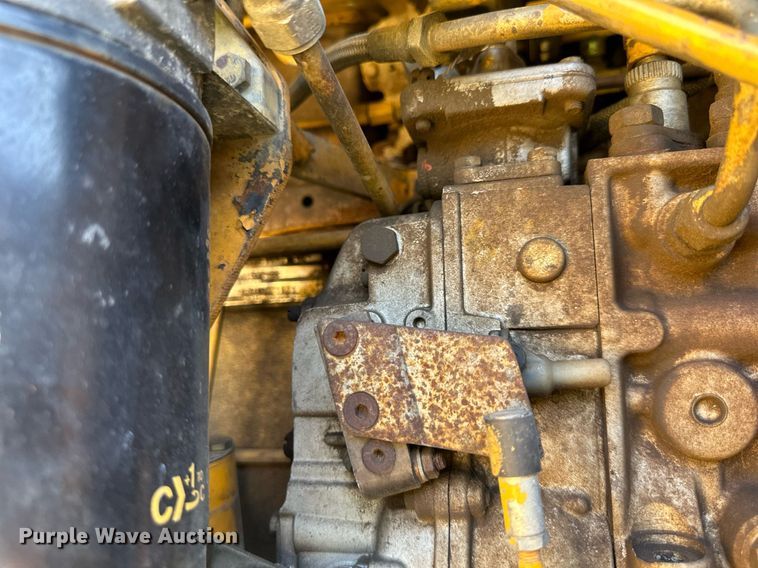 image for item DS2265 1980 John Deere 862  elevating scraper