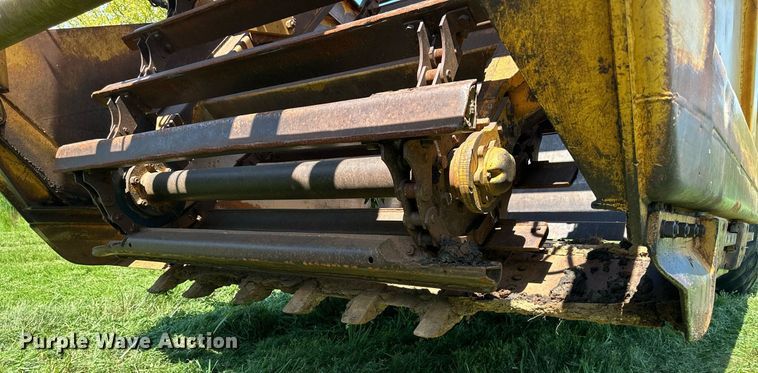 image for item DS2265 1980 John Deere 862  elevating scraper