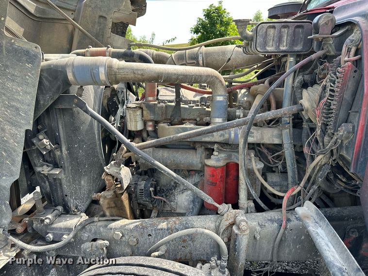 image for item DS2266 1996 Mack  dump truck