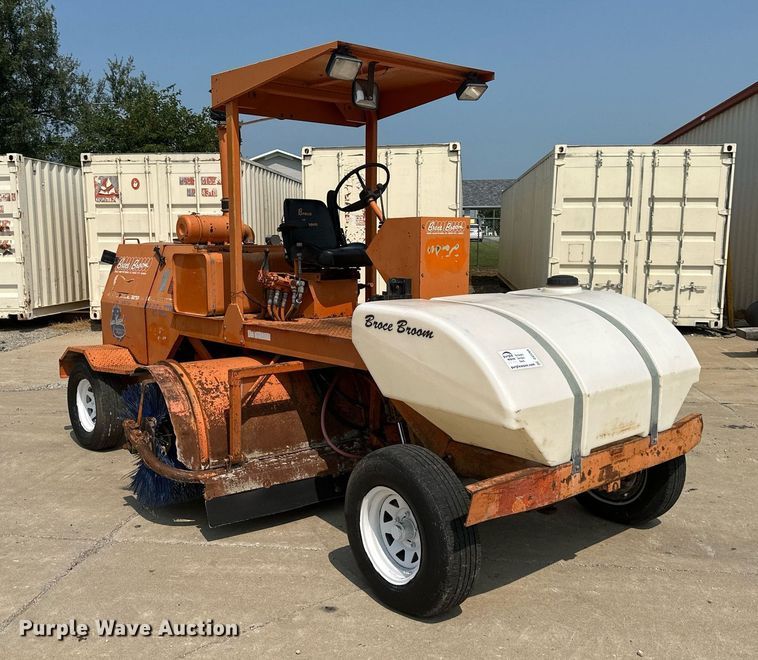 image for item DS2268 Broce RC300 broom