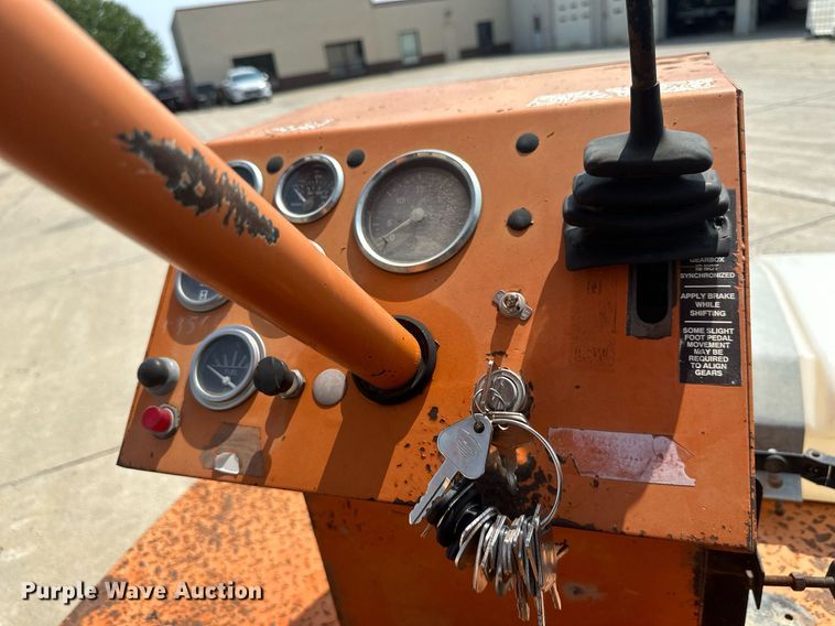 image for item DS2268 Broce RC300 broom