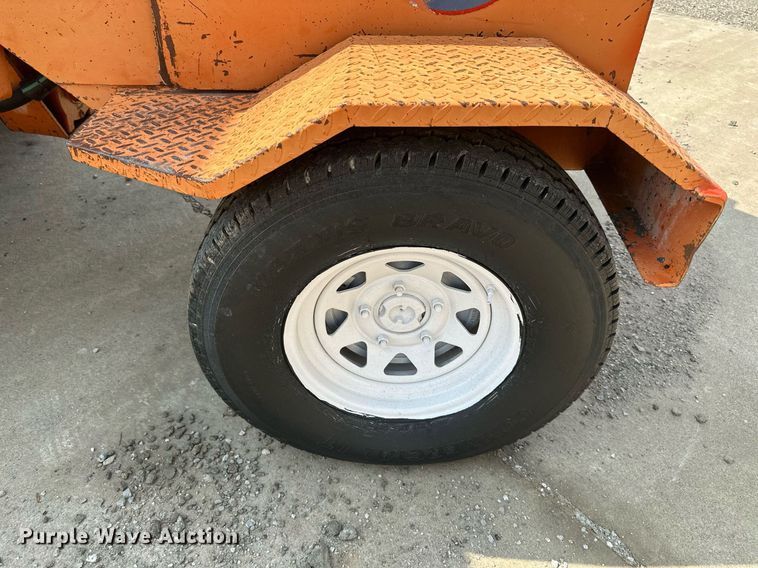 image for item DS2268 Broce RC300 broom