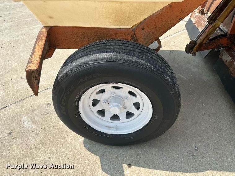 image for item DS2268 Broce RC300 broom