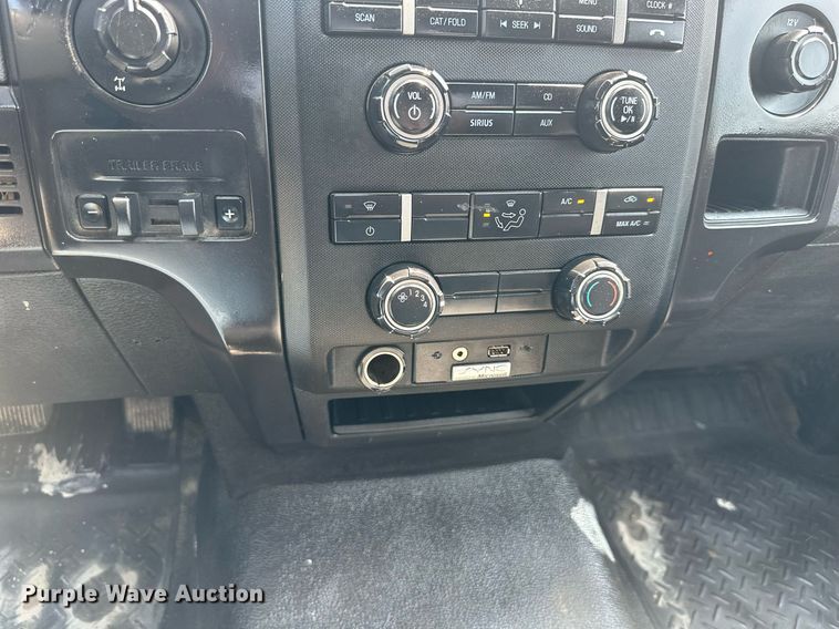 image for item DS2269 2013 Ford F150 pickup truck