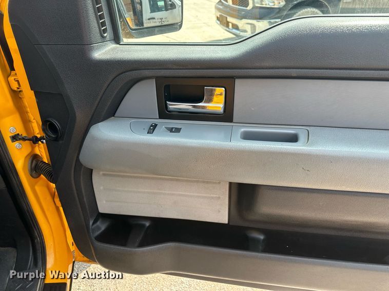 image for item DS2269 2013 Ford F150 pickup truck