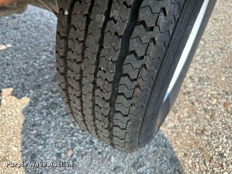 image for item DS2271 2007 Broce RJ350 broom