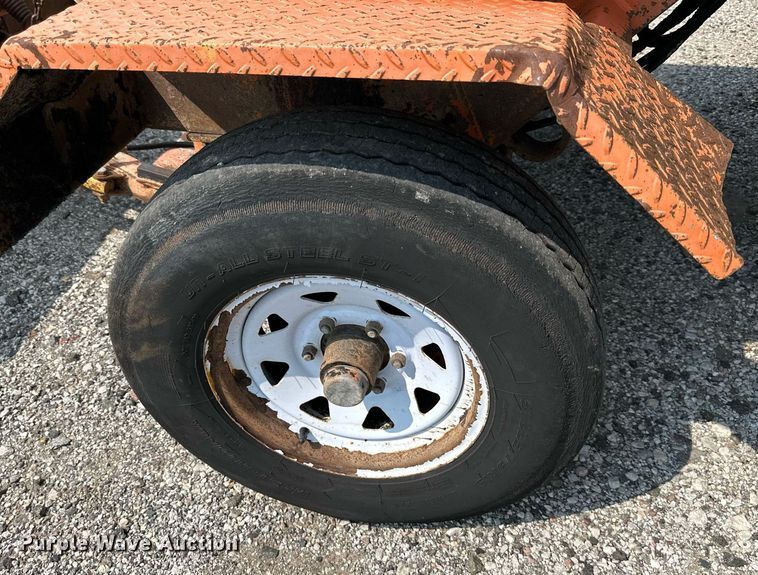 image for item DS2271 2007 Broce RJ350 broom