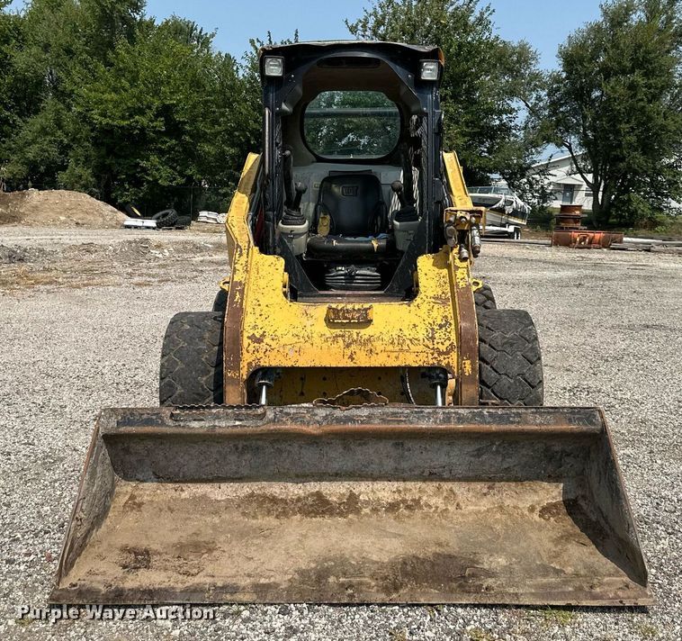 image for item DS2272 2011 Caterpillar 262C skid steer loader