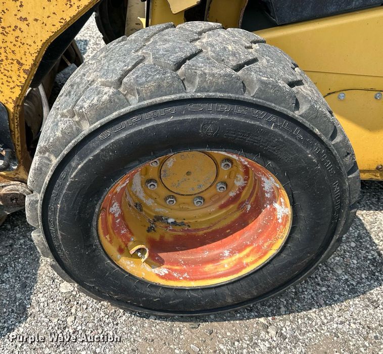 image for item DS2272 2011 Caterpillar 262C skid steer loader