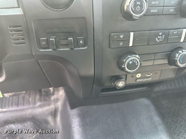 image for item DS2273 2012 Ford F150 XL pickup truck