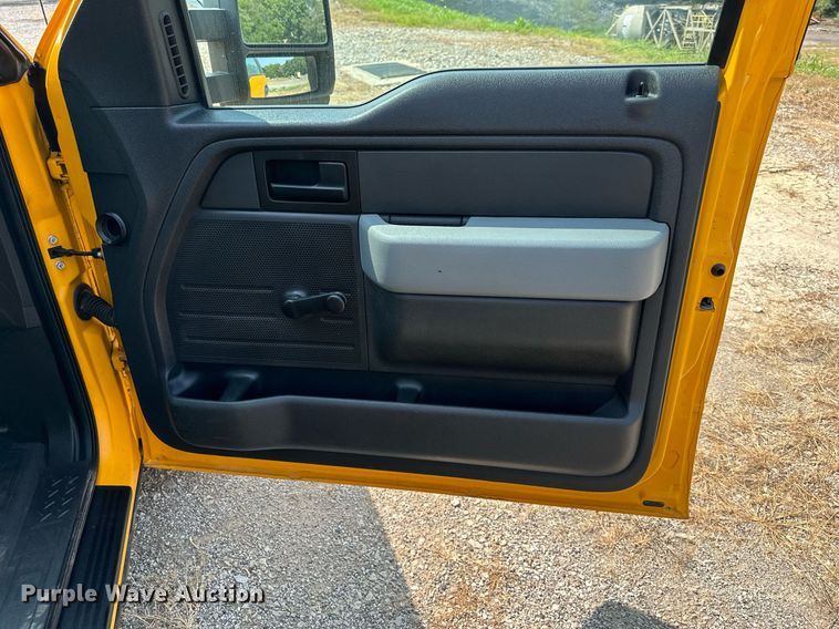 image for item DS2273 2012 Ford F150 XL pickup truck