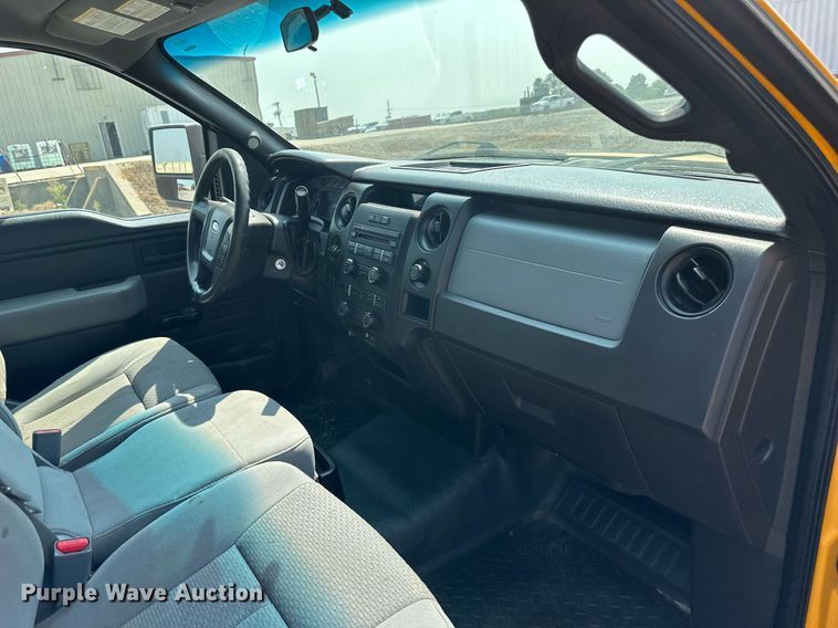 image for item DS2273 2012 Ford F150 XL pickup truck