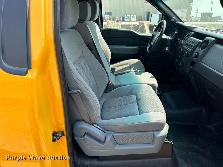 image for item DS2273 2012 Ford F150 XL pickup truck