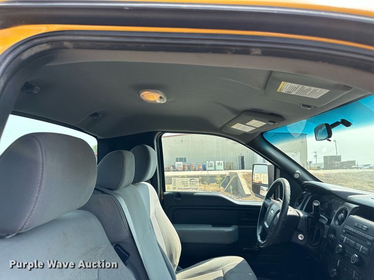 image for item DS2273 2012 Ford F150 XL pickup truck