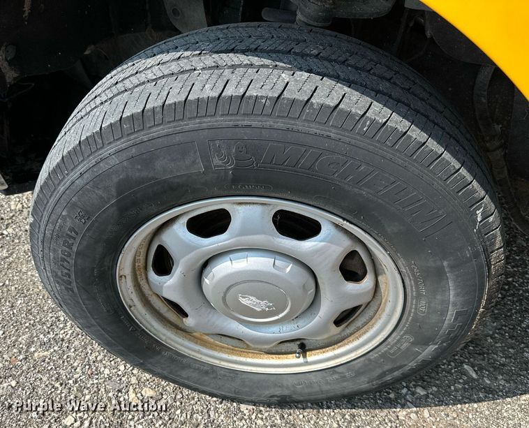 image for item DS2273 2012 Ford F150 XL pickup truck