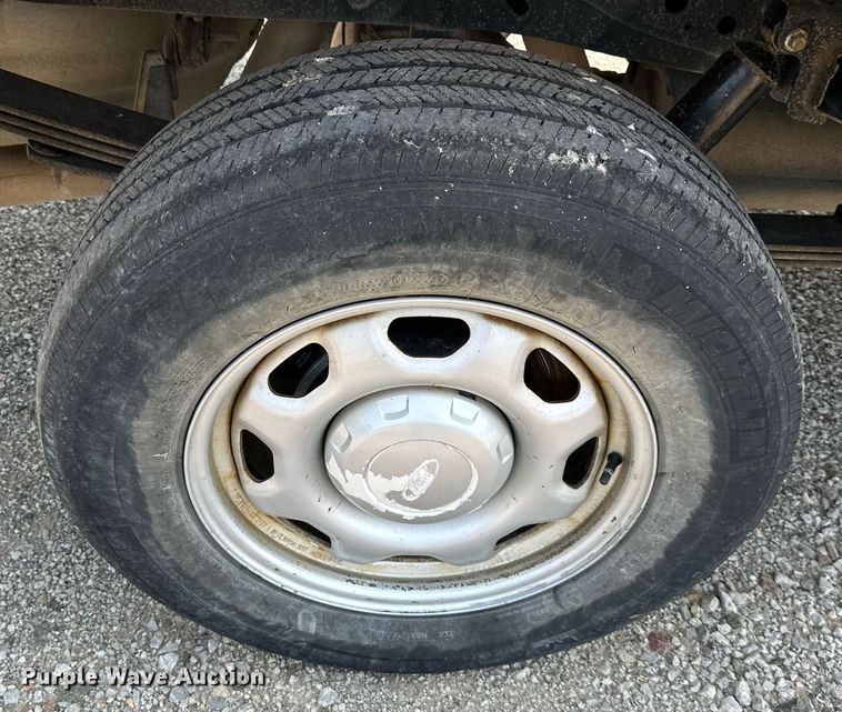 image for item DS2273 2012 Ford F150 XL pickup truck