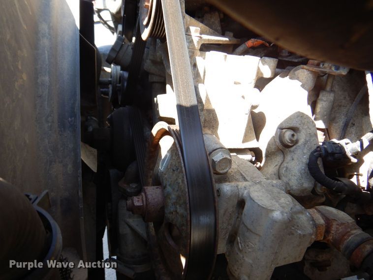 image for item DS5631 2007 GMC C5500 flatbed truck