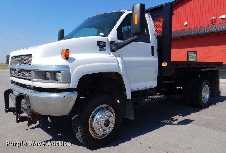 image for item DS5632 2009 Chevrolet  C5500 dump flatbed truck