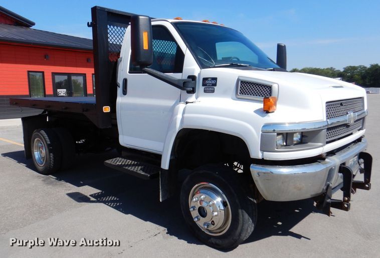 image for item DS5632 2009 Chevrolet  C5500 dump flatbed truck