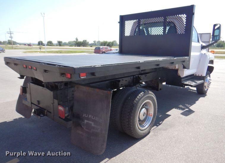 image for item DS5632 2009 Chevrolet  C5500 dump flatbed truck
