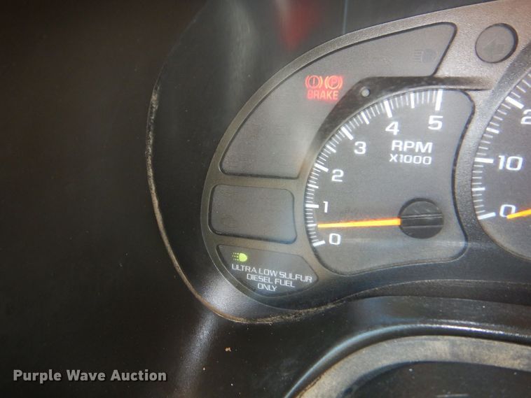 image for item DS5632 2009 Chevrolet  C5500 dump flatbed truck