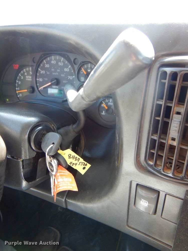 image for item DS5632 2009 Chevrolet  C5500 dump flatbed truck