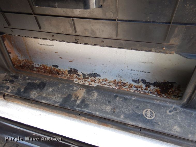 image for item DS5632 2009 Chevrolet  C5500 dump flatbed truck