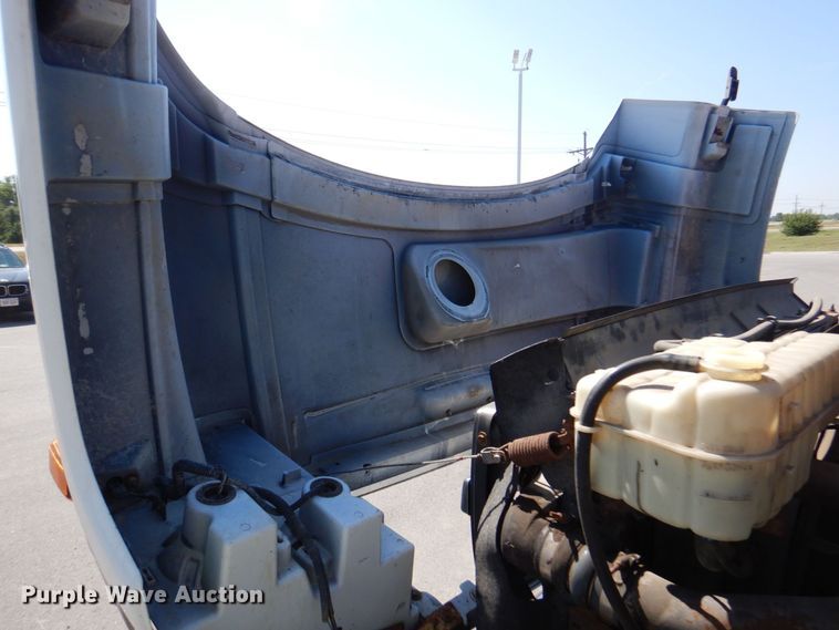 image for item DS5632 2009 Chevrolet  C5500 dump flatbed truck