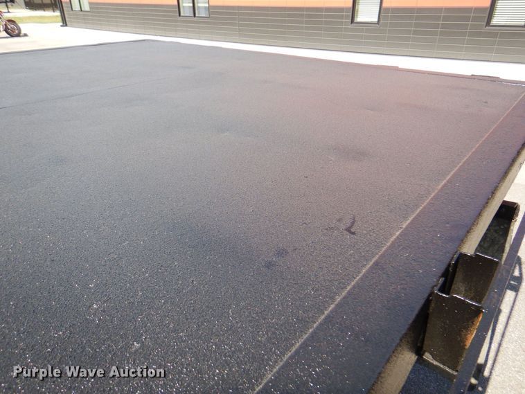 image for item DS5632 2009 Chevrolet  C5500 dump flatbed truck