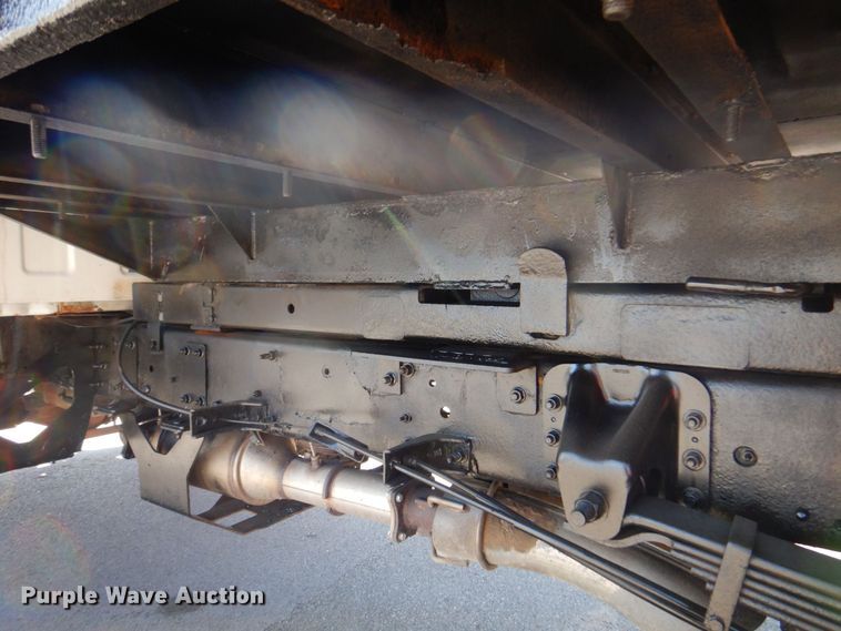 image for item DS5632 2009 Chevrolet  C5500 dump flatbed truck