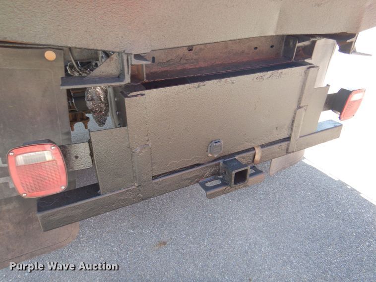 image for item DS5632 2009 Chevrolet  C5500 dump flatbed truck